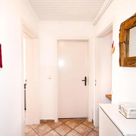 Rosenthal Apartment